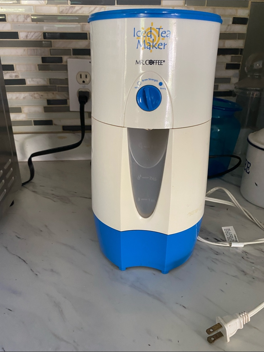 Mr. Coffee Blue & White Iced Tea Maker